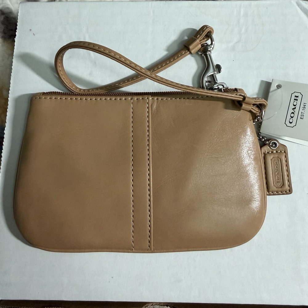 Coach Small Wristlet Camel Tan Smooth Leather  F42389 NEW